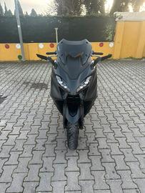 Yamaha tmax 2023