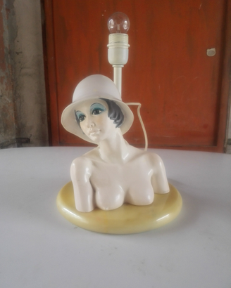 Donna lume