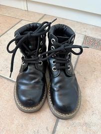 Anfibi Bimba BENETTON n 28 .