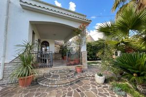 VILLA SINGOLA A CISTERNINO