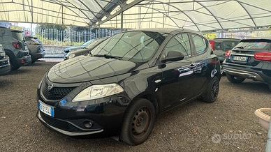 Lancia Ypsilon 1.2 69 CV 5 porte GPL Ecochic Black