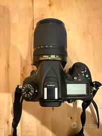 Nikon D7100 obiettivo 18-140 mm e accessori