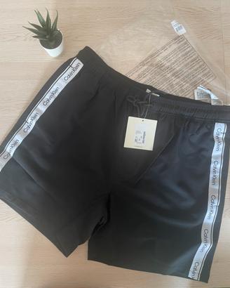 Costume Calvin Klein nuovo