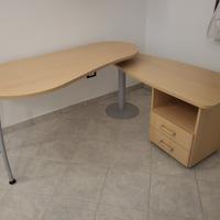 Scrivania ufficio