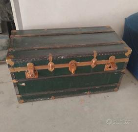 Baule legno vintage verde