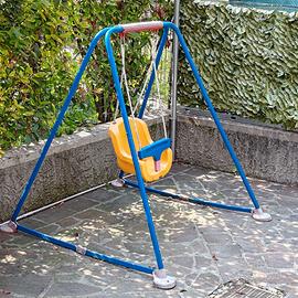 Altalena bimbi da giardino