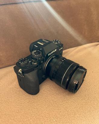 Fotocamera Fujifilm X-T4 corpo.