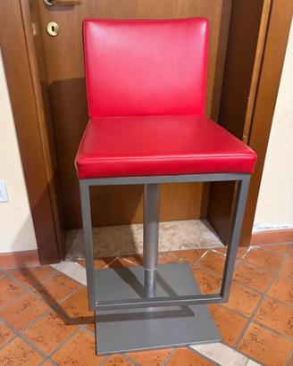 Sedie con alzata a stantuffo col.rosso in pelle