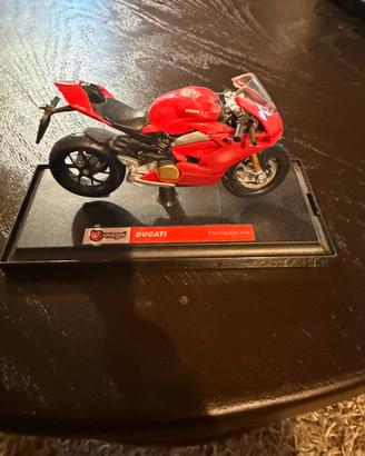 Modellino ducati burago