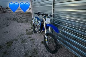 Motocross yzf250