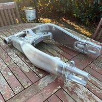 forcellone yamaha MT 09 SP 2024