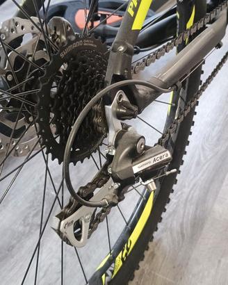 Bicicletta mtb marca whistle