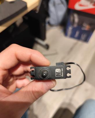 servocomando power hd m9