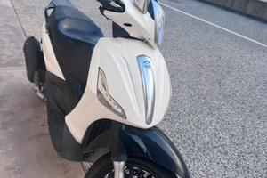 Beverly 125
