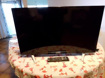 TV HD a Led United 32 pollici con led da cambiare