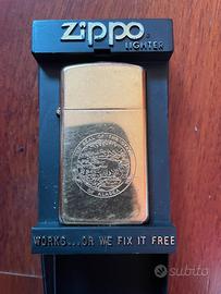 Accendino Zippo in ottone Alaska