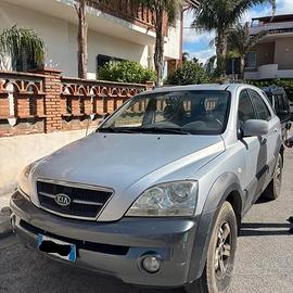 Kia sorento 2.5 16v crdi 4wd (trattabile)