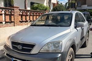 Kia sorento 2.5 16v crdi 4wd (trattabile)