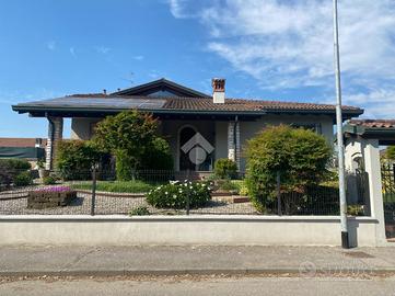 VILLA SINGOLA A ORZIVECCHI