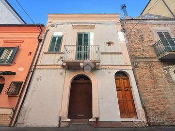 CASA INDIPENDENTE A VASTO