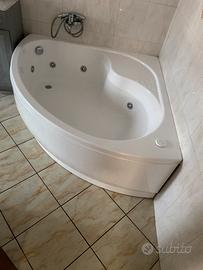 Vasca idromassaggio 130x130