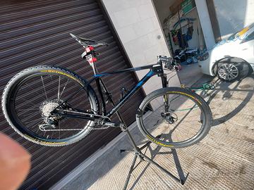 Cannondale carbon 2