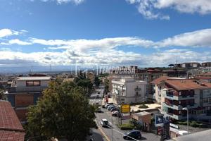 Attico Esclusivo con Terrazzo Panoramico e Potenzi