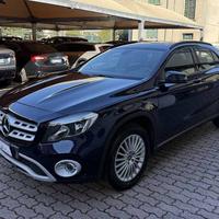 MERCEDES-BENZ GLA 180 d SPORT TELECAMERA NAVIGAT
