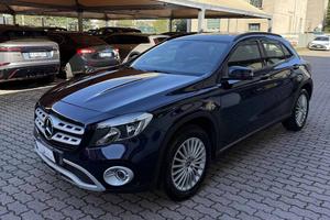 MERCEDES-BENZ GLA 180 d SPORT TELECAMERA NAVIGAT