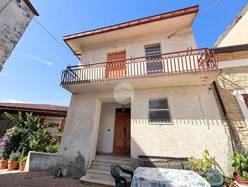 CASA SEMINDIPENDENTE A ARIELLI