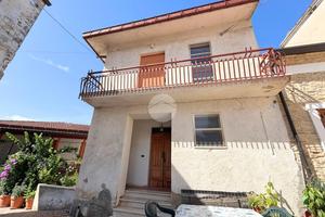 CASA SEMINDIPENDENTE A ARIELLI