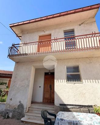 CASA SEMINDIPENDENTE A ARIELLI