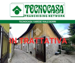 CASA SEMINDIPENDENTE A VARESE