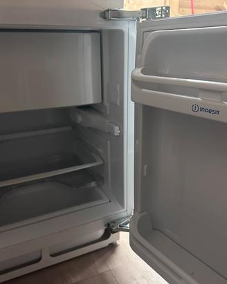 5 frigoriferi usati modello indesit piccolo