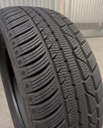 Pneumatici invernali 185/55/15 86H