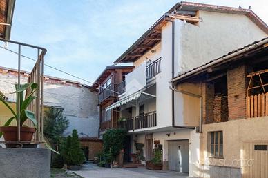 CASA SEMINDIPENDENTE A MATHI