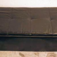 Cassapanca in ecopelle nera