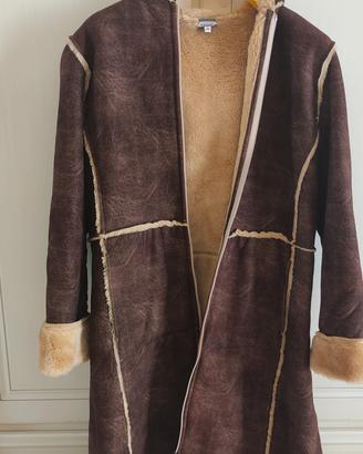 Cappotto marrone invernale da donna con cappuccio 