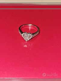 anello donna oro bianco 18k cuore