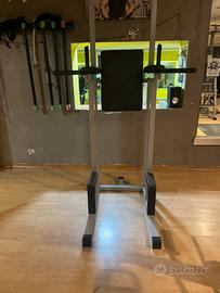 Tecnogym parallele sbarra trazioni