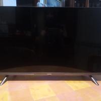 TV  PEAQ 32H 7024C