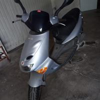 Aprilia sr 150