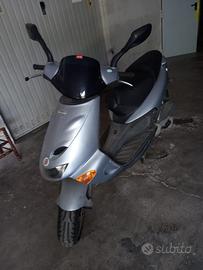 Aprilia sr 150