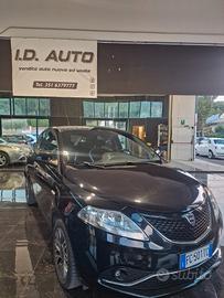 Lancia Ypsilon 1.3 MJT 16V 95 CV 5 porte S&S Plati