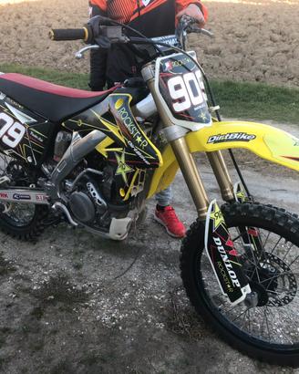 Suzuki rmz 250