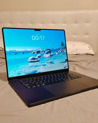 MacBook Pro 16"