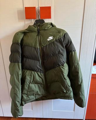 piumino nike verde