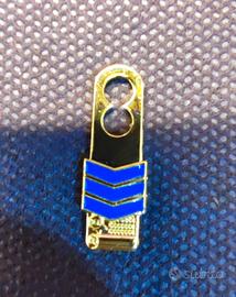 Premio Charter Monarch Chevron