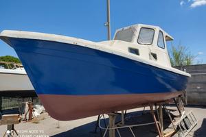 gozzo cabinato 7.50 e motori Lombardini 25/40