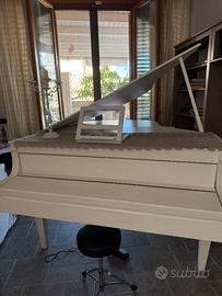 Pianoforte digitale Yamaha stile coda completo